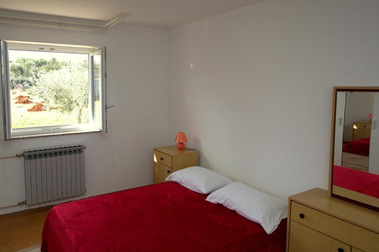 Apartmani Loli Углян Экстерьер фото