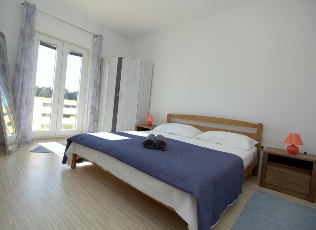 Apartmani Loli Углян Экстерьер фото